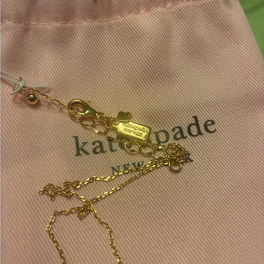 Kate Spade Pineapple Rhinestone Charm Gold Tone Chain Necklace New w Dustbag - Picture 5 of 5